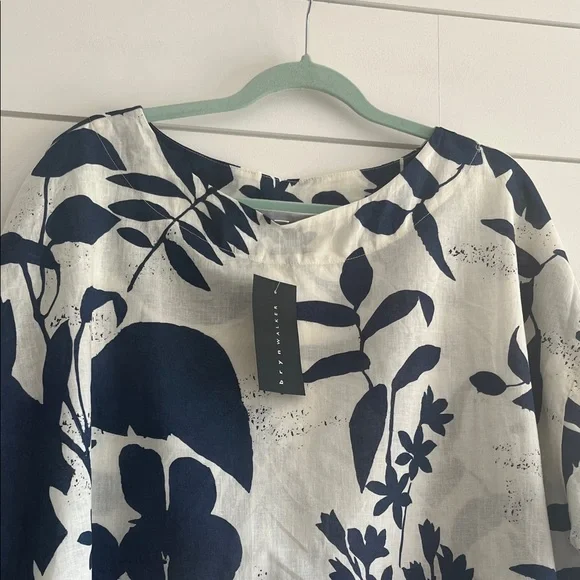 bryn Walker Navy and Cream Botanical Linen Cotton Oversized Blouse NWT - Picture 5 of 7